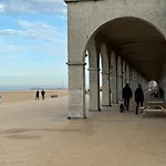 Rose D'ivry - 2 Bedrooms App & Free Parking Apartamento Ostende