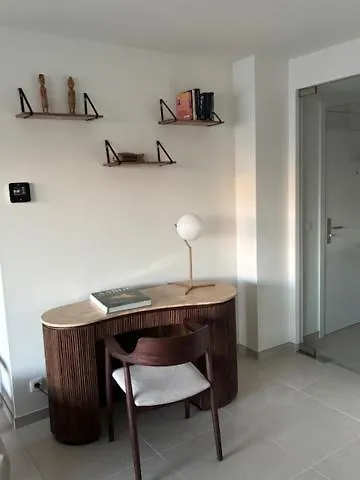 Appartement Rose D'ivry - 2 Bedrooms App & Free Parking *